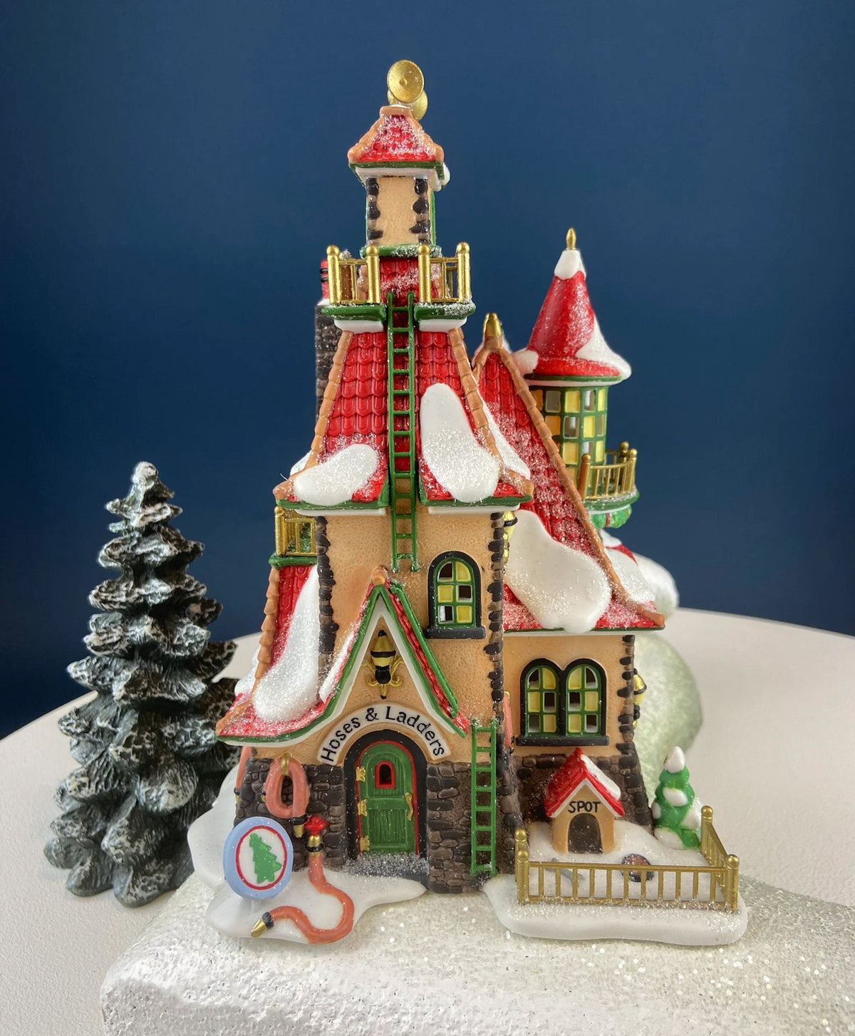Vintage Illuminated Elf Tree House, Silvestri Christmas Village Accessory