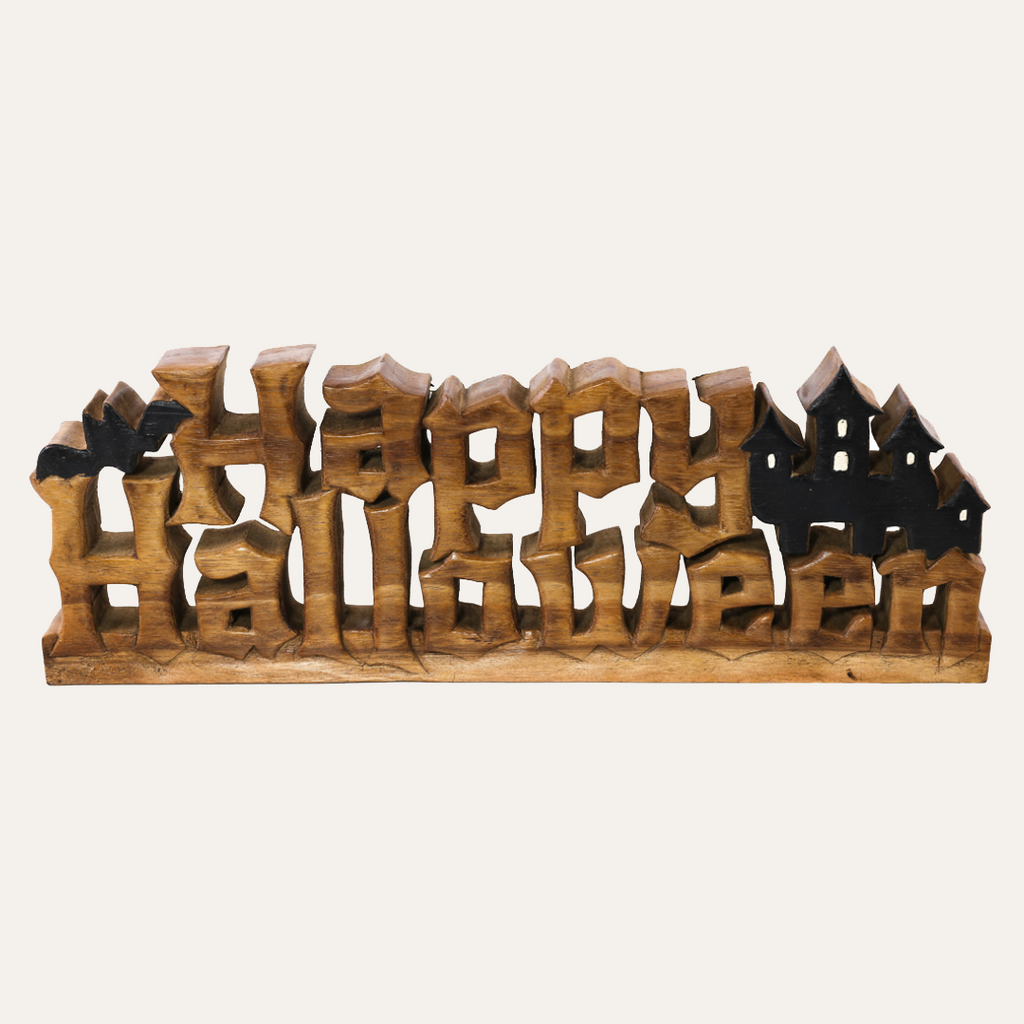 Midnight Haunt – Hand-Carved Wooden Sculpture, Handmade Halloween Home Décor