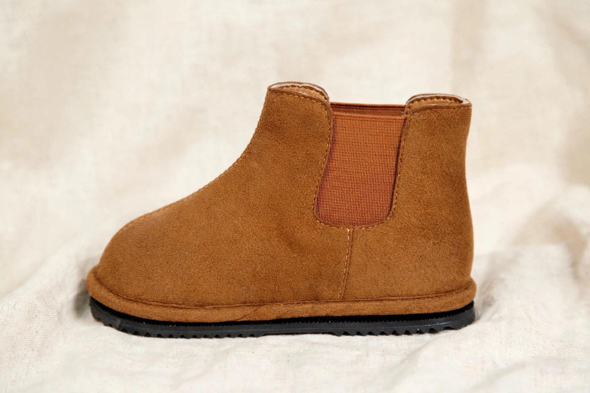 Kids Brown Chelsea Boots – Non-Slip & Easy Wear