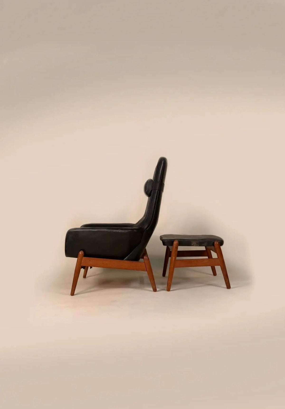 Rare Arnold Madsen & Schubell - MS30 High back Recliner Eco My Home Recliners Hobbs Modern ecomyhome.store United States