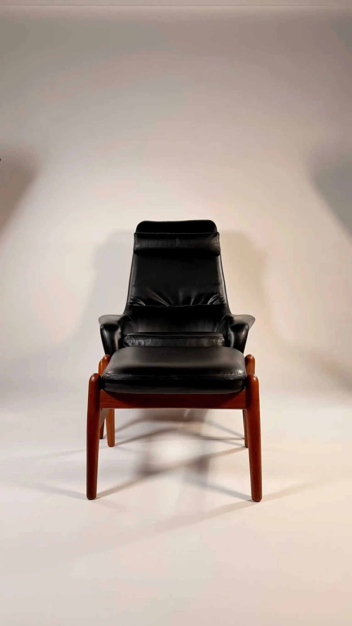 Rare Arnold Madsen & Schubell - MS30 High back Recliner Eco My Home Recliners Hobbs Modern ecomyhome.store United States