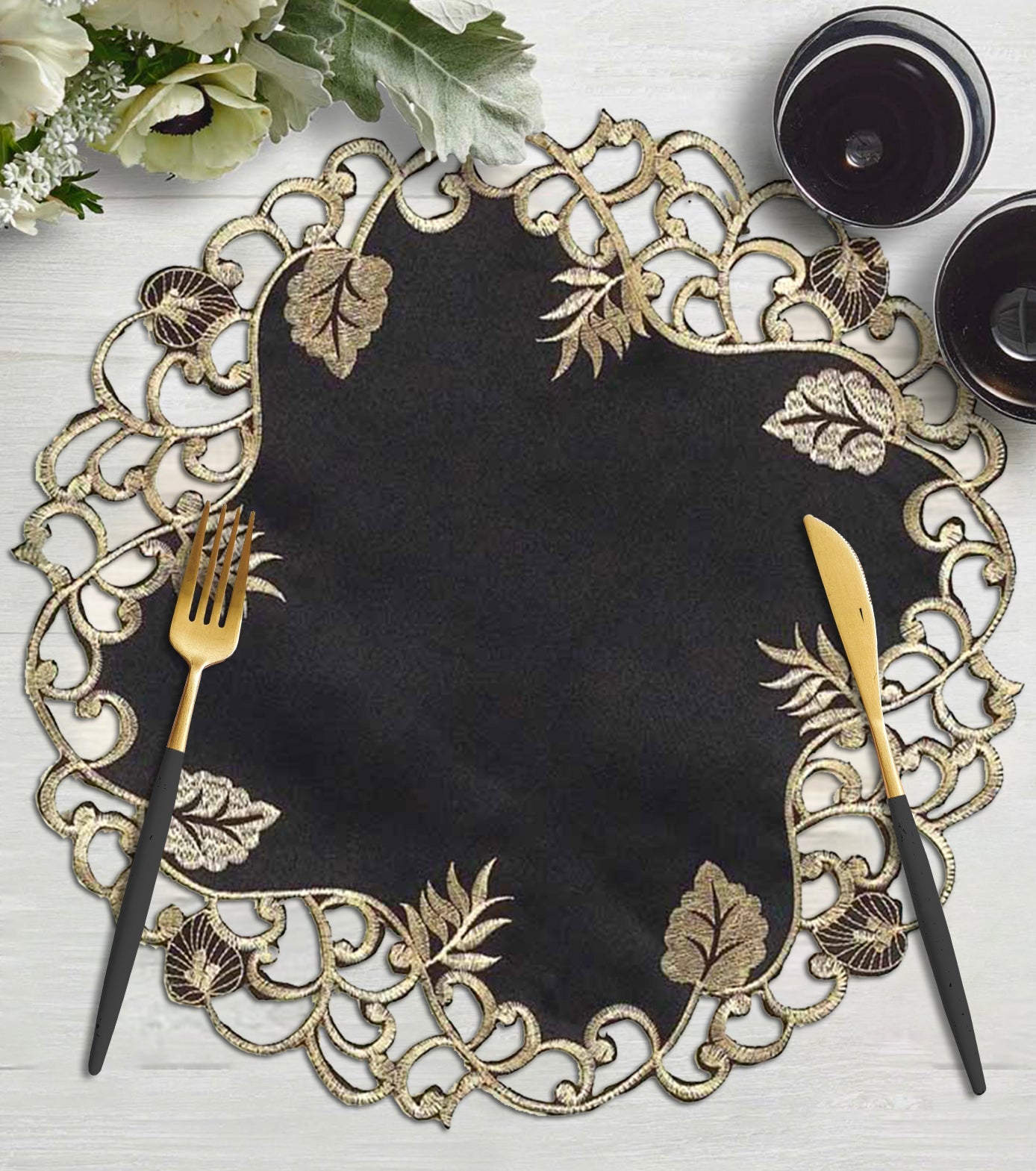 Midnight Gold – Black Gold Table Doilies, Tarantino Collection Decorative Table Linen 15 inch