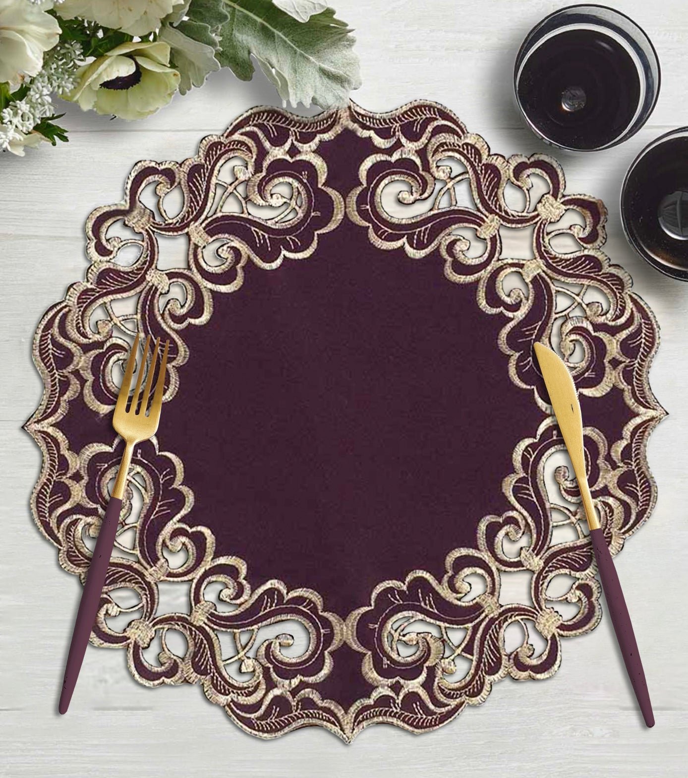 Amethyst Haze – Plum Gold Table Doilies, Granada Collection Artistic Table Décor 15 inch