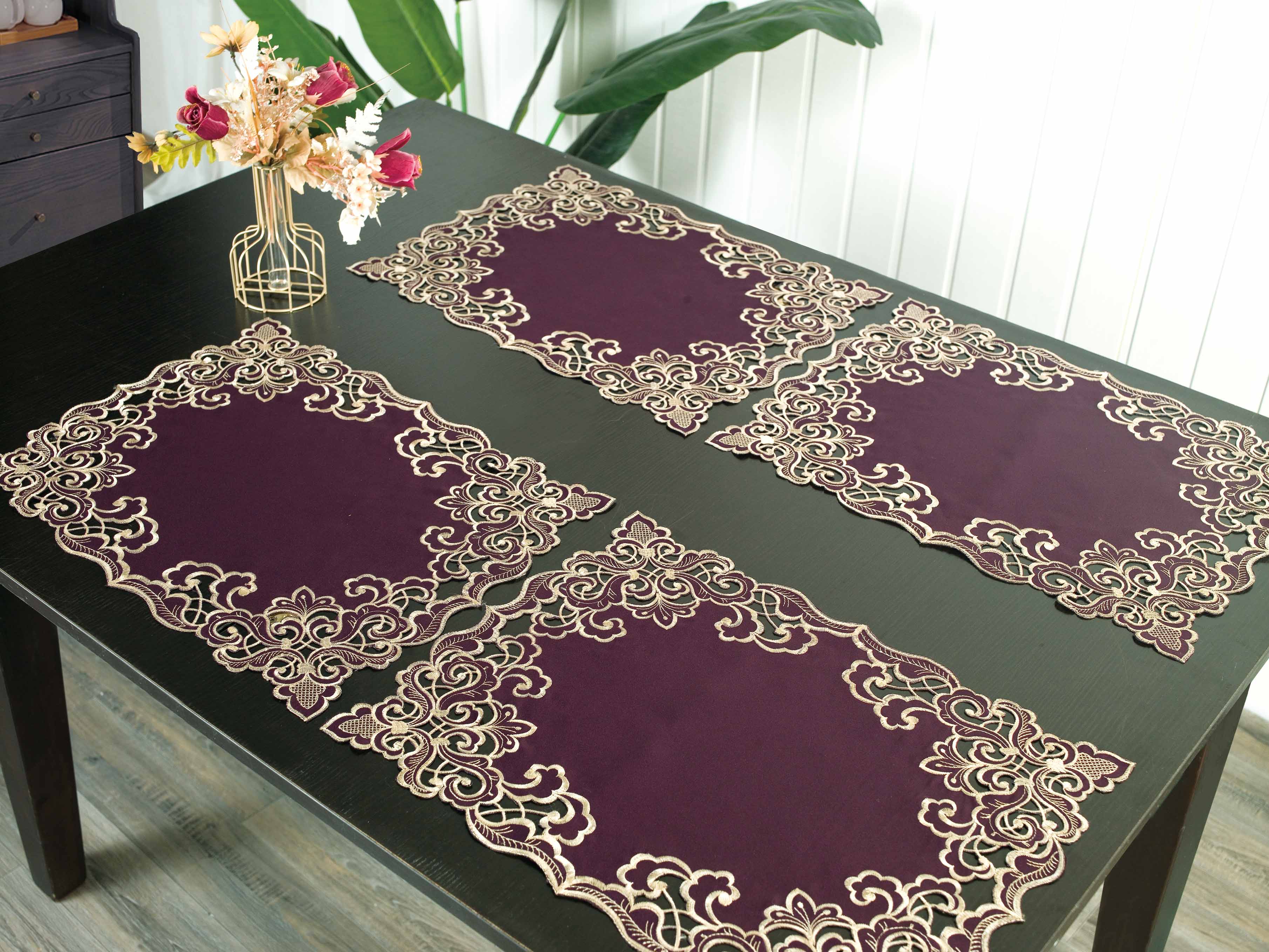 Amethyst Haze – Plum Gold Table Placemats, Granada Collection Artistic Dining Décor 12*18 inch