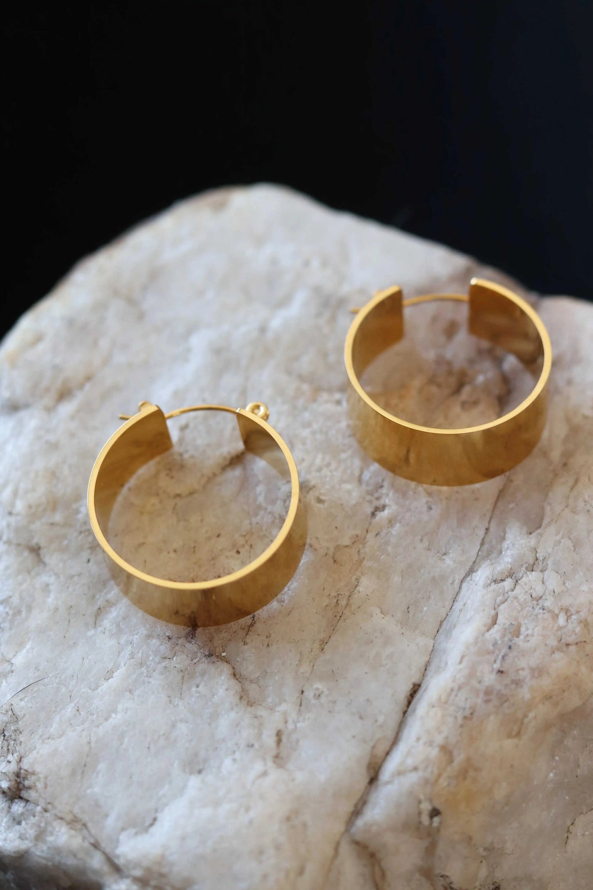 Talia Hoops - Thick Gold Hoop Earrings – 18K Gold Plated Stainless Steel Waterproof Hoops Eco My Home  cedarandcypress ecomyhome.store United States
