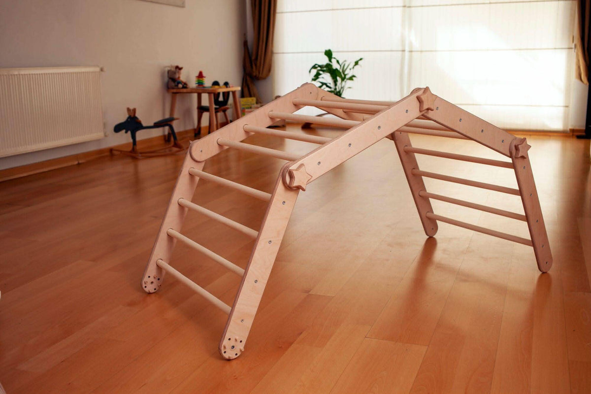 Transformable Climbing Cube with Ramp