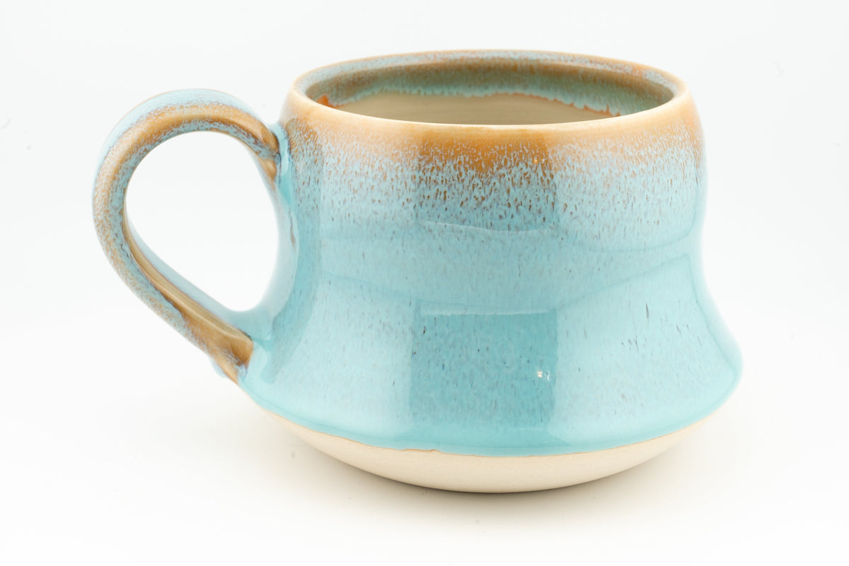 Curvy Wide Mug