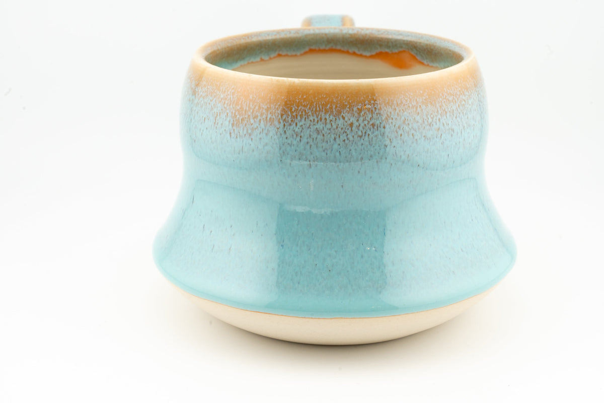 Curvy Wide Mug