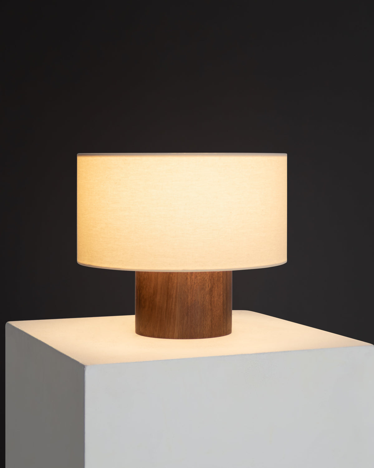 Oliver Table Lamp