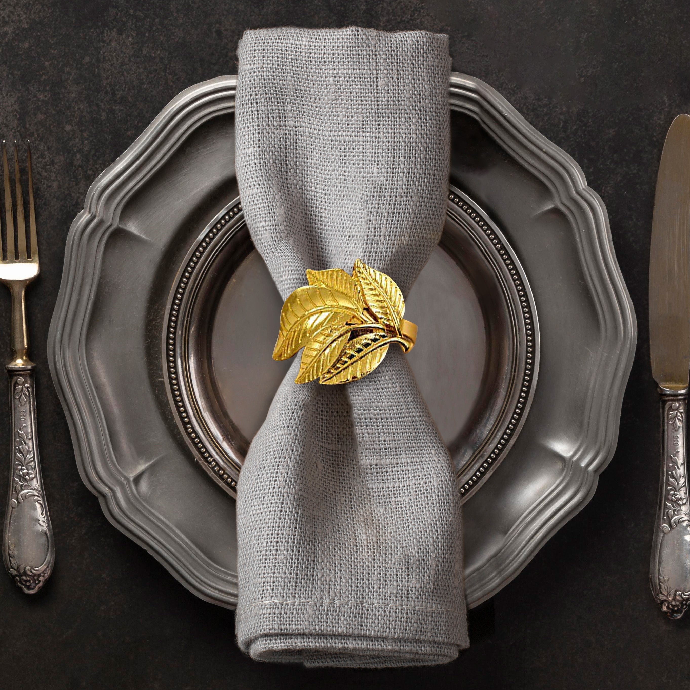 Gilded Bloom – Napkin Rings in Gold Leaves Design, Luxurious Decorative Dining Table Décor